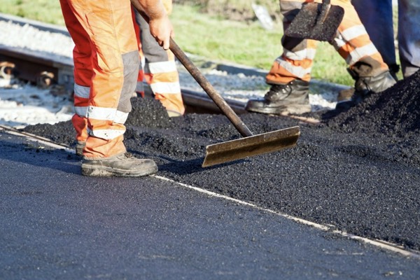 Aménagement d'accès : béton, enrobés, revêtements